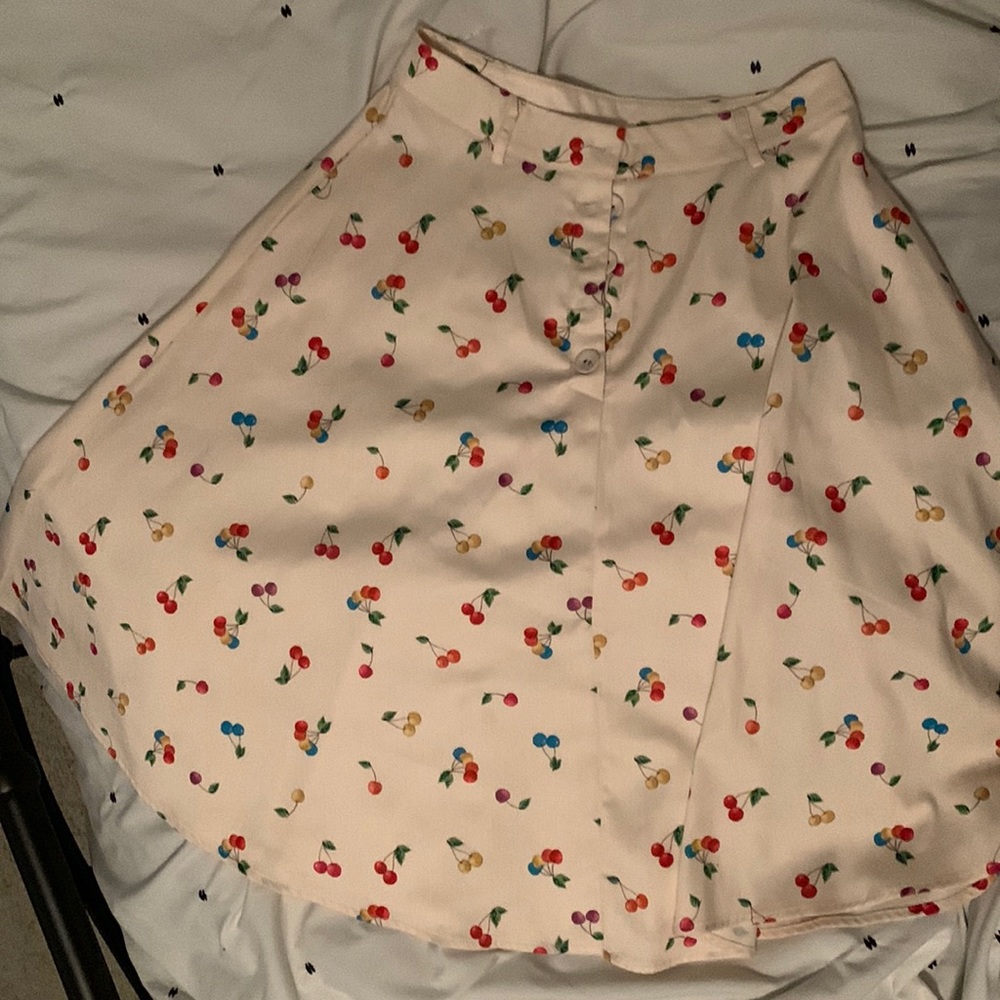 Voodoo vixen unique vintage midi cherry cream/ivory skirt button high waisted S